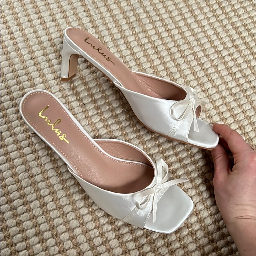 Lulu's White Women's Heeled Bow Sandals